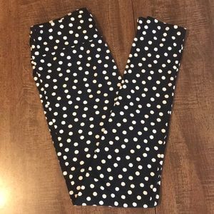 Lularoe OS polka dot legging